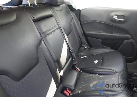 2019 Jeep Compass Altitude 4X4 from USA, damaged, VIN 3C4NJDBB9KT724350